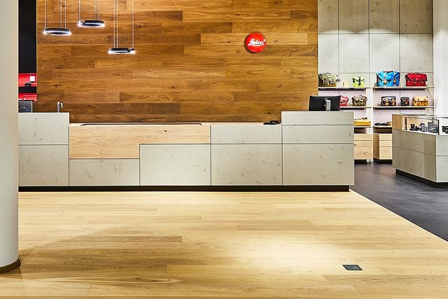 imi-beton Glattschalung grau im Meister Camera Store Hamburg