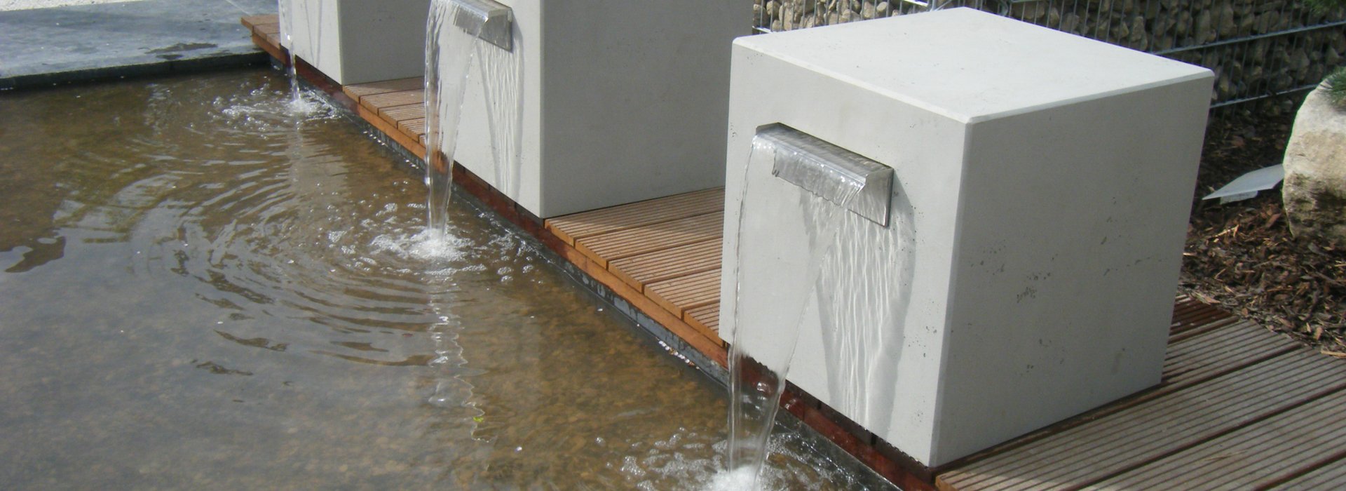 Wasserspeier aus imi-beton outdoor